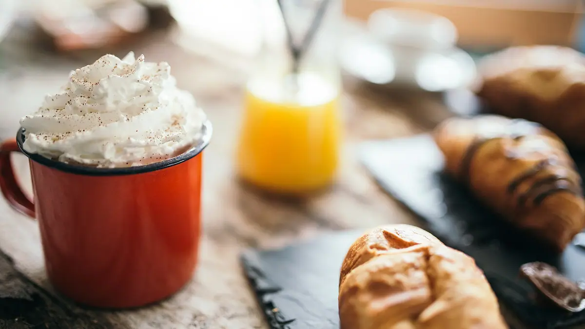 New Larchwood - Dining Room And Barista And Baker Cafe – bakery & café in Coldean, Brighton
